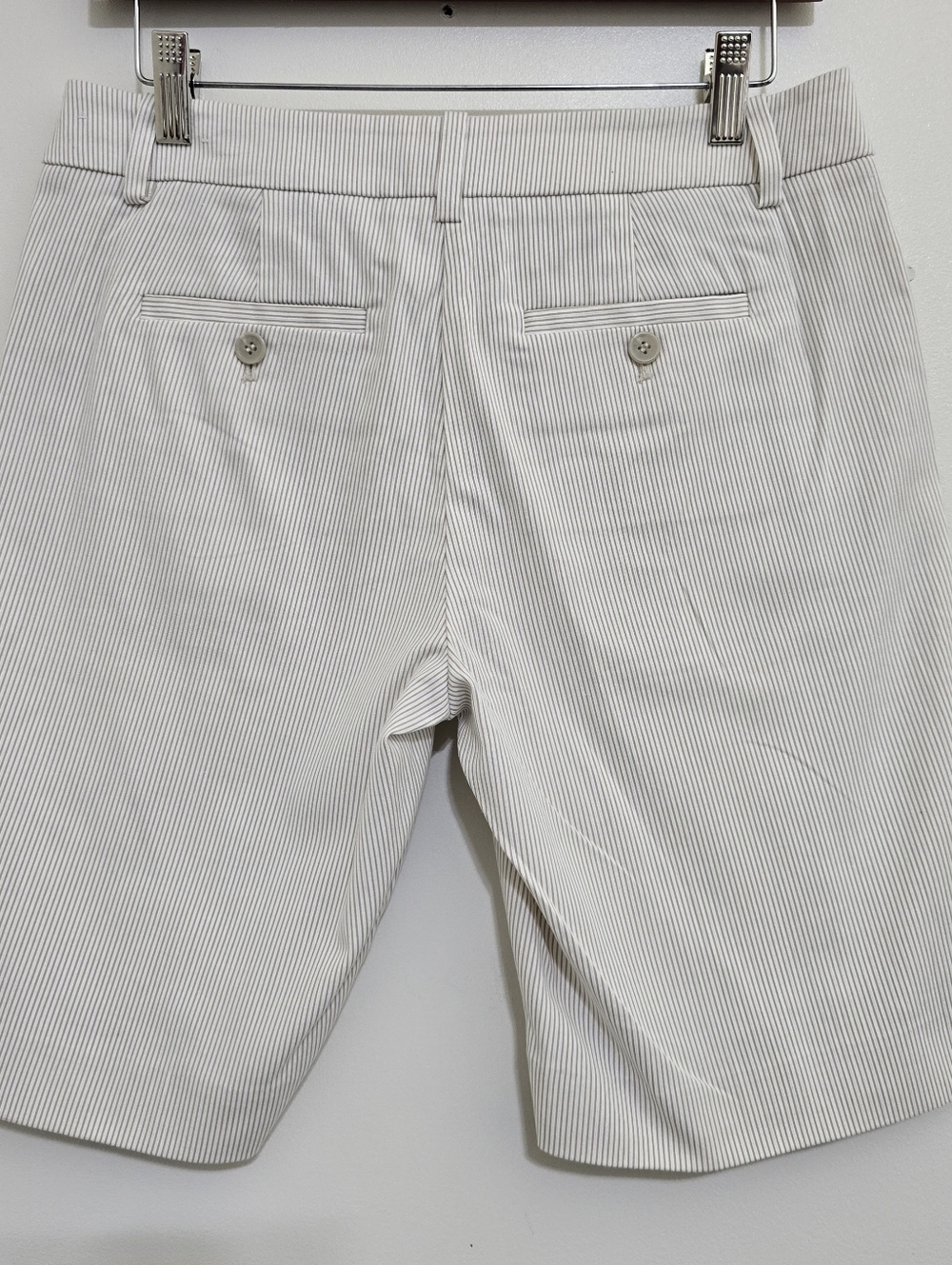 LOFT size 0 Pin‎ Stripe Bermuda Shorts Original Fit Tan White - Picture 8 of 12
